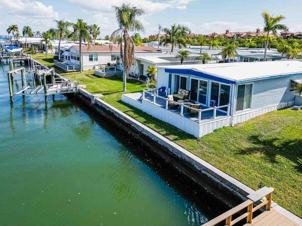 18675 US HIGHWAY 19 N 357, Clearwater, FL 33764