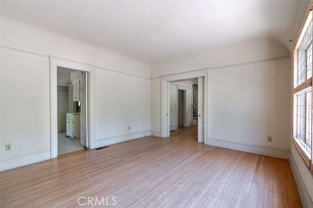 696 Saint John Avenue, Pasadena, CA 91105