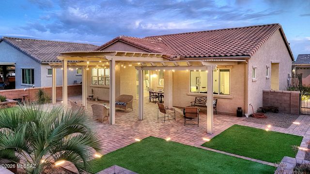 2496 W Music Mountains Drive, Green Valley, AZ 85622