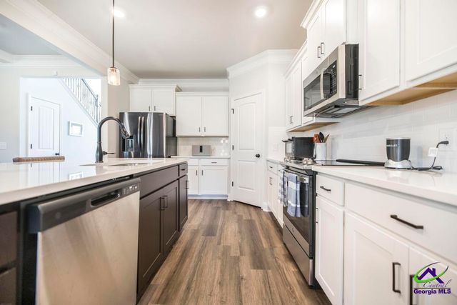 800 Harley Farms Drive, Bonaire, GA 31005