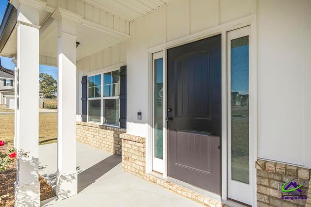 800 Harley Farms Drive, Bonaire, GA 31005