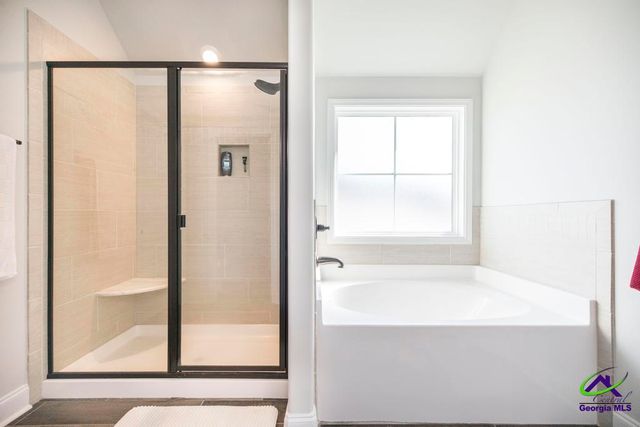 800 Harley Farms Drive, Bonaire, GA 31005