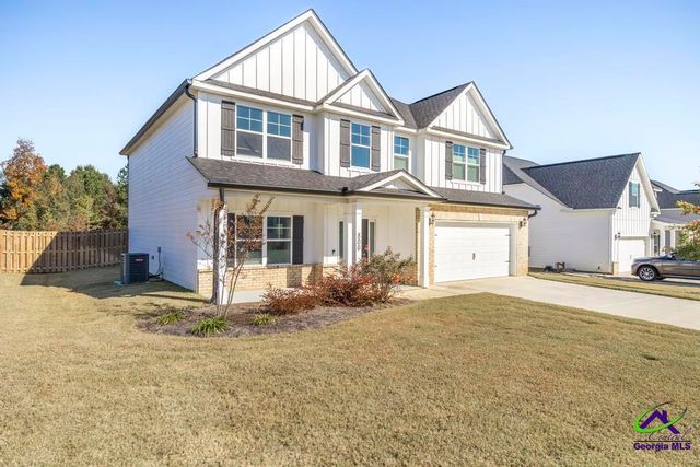 800 Harley Farms Drive, Bonaire, GA 31005