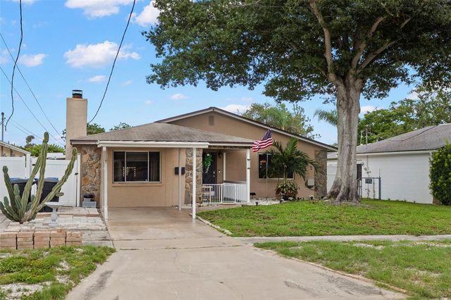 5210 6TH STREET S, St Petersburg, FL 33705