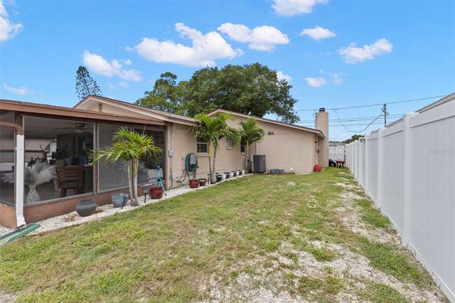 5210 6TH STREET S, St Petersburg, FL 33705