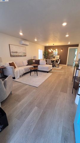 1272 83Rd Ave, Oakland, CA 94621