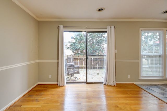 2172 Memorial Dr Apt C3, Clarksville, TN 37043