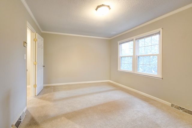 2172 Memorial Dr Apt C3, Clarksville, TN 37043