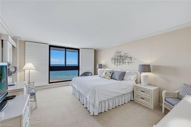 2348 Gulf Shore BLVD N 506, Naples, FL 34103