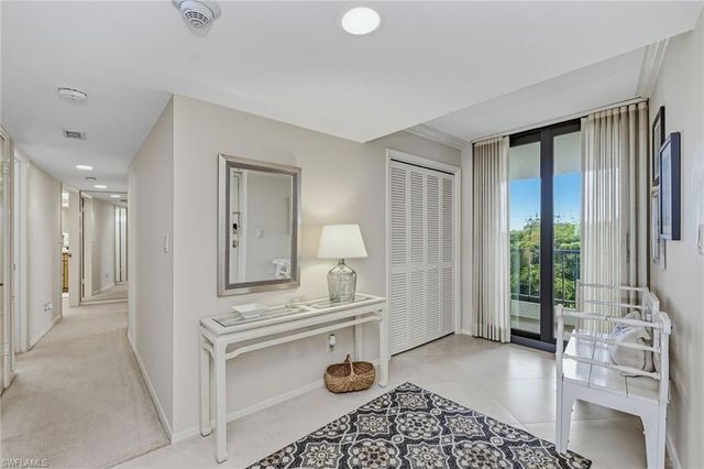2348 Gulf Shore BLVD N 506, Naples, FL 34103