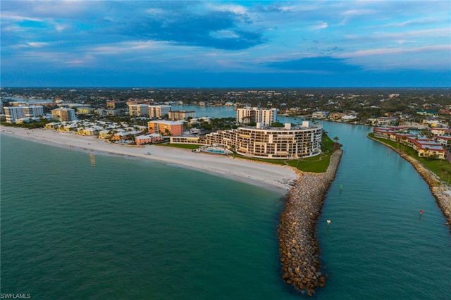 2348 Gulf Shore BLVD N 506, Naples, FL 34103