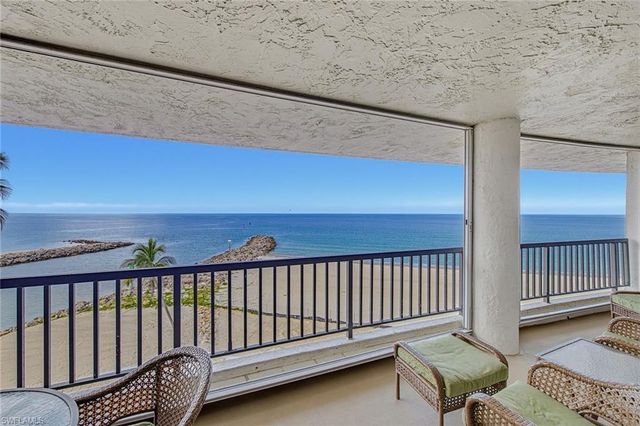 2348 Gulf Shore BLVD N 506, Naples, FL 34103