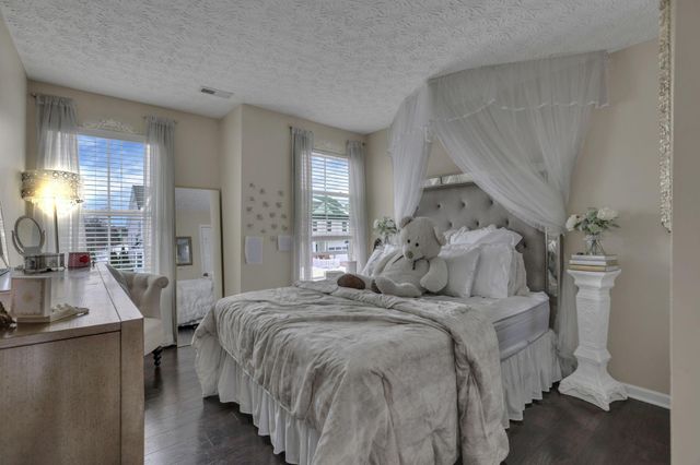 7844 Adare Court, 5, Dublin, OH 43016