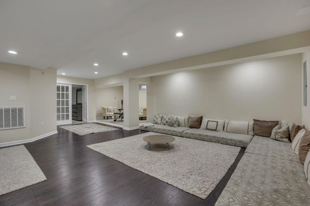 7844 Adare Court, 5, Dublin, OH 43016