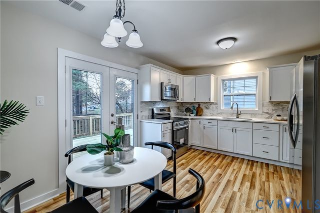 12301 Beaver Point Dr, Midlothian, VA 23112