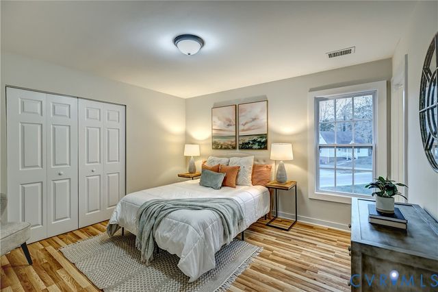 12301 Beaver Point Dr, Midlothian, VA 23112