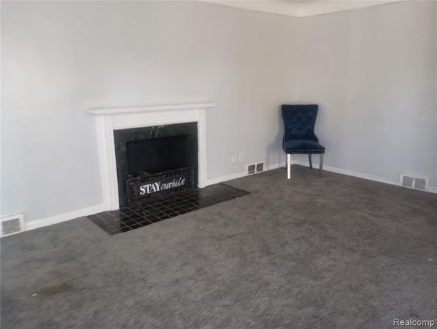 18644 Lesure Street, Detroit, MI 48235