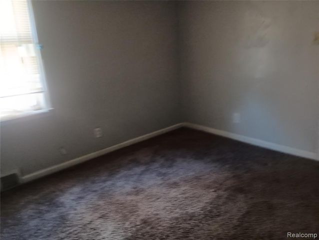 18644 Lesure Street, Detroit, MI 48235