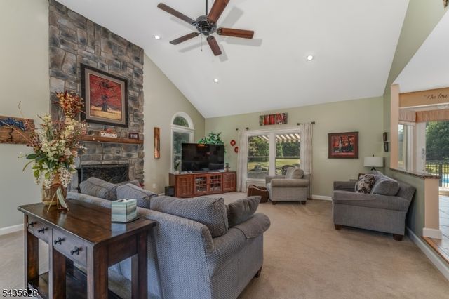 3 EWING DRIVE, Raritan Twp., NJ 08822