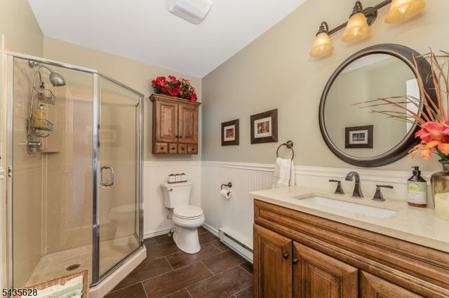 3 EWING DRIVE, Raritan Twp., NJ 08822