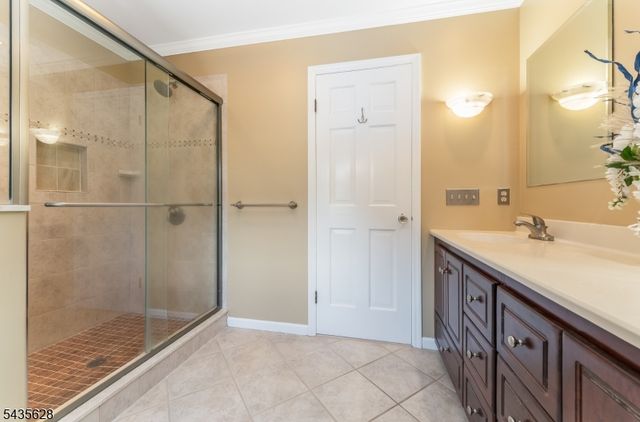 3 EWING DRIVE, Raritan Twp., NJ 08822