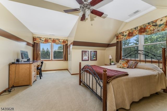 3 EWING DRIVE, Raritan Twp., NJ 08822