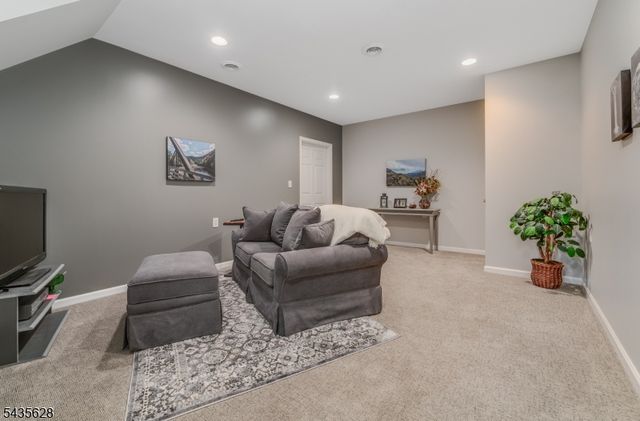 3 EWING DRIVE, Raritan Twp., NJ 08822