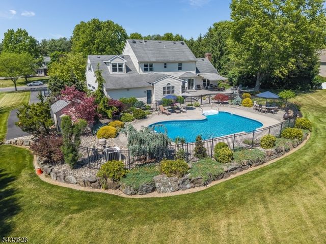 3 EWING DRIVE, Raritan Twp., NJ 08822