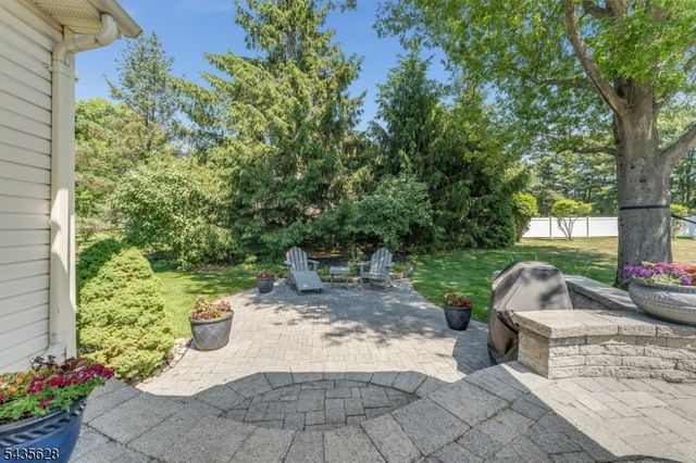3 EWING DRIVE, Raritan Twp., NJ 08822