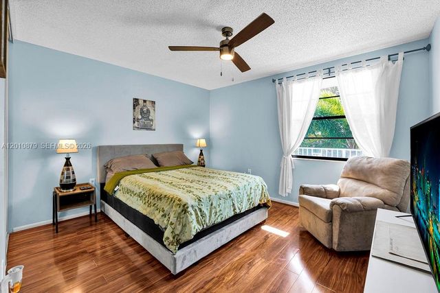 6049 Balboa Cir 302, Boca Raton, FL 33433