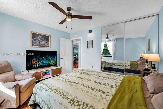 6049 Balboa Cir 302, Boca Raton, FL 33433