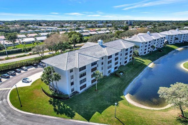 6049 Balboa Cir 302, Boca Raton, FL 33433