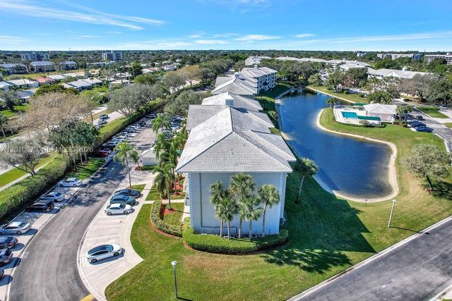 6049 Balboa Cir 302, Boca Raton, FL 33433