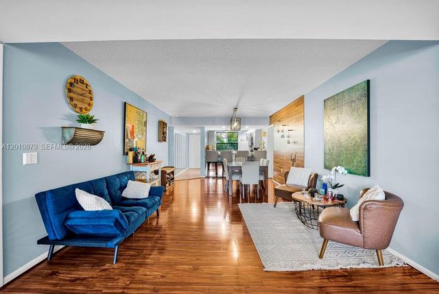 6049 Balboa Cir 302, Boca Raton, FL 33433