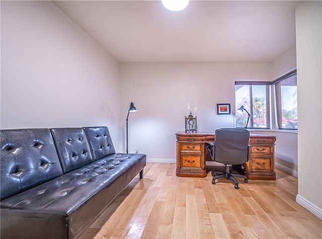 23230 Ladrillo, Woodland Hills, CA 91367