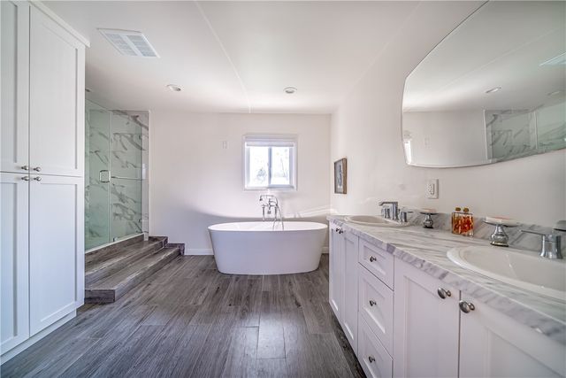 23230 Ladrillo, Woodland Hills, CA 91367