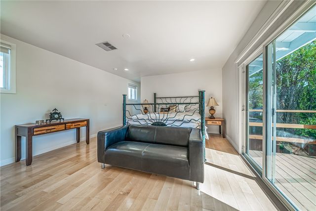 23230 Ladrillo, Woodland Hills, CA 91367