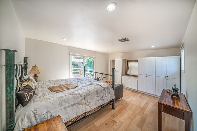 23230 Ladrillo, Woodland Hills, CA 91367