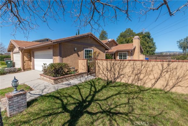 23405 Gaucho Court, Valencia, CA 91355