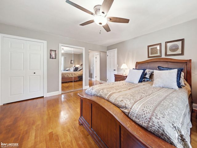 6185 Golfview Drive, Burton, MI 48509