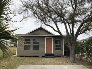 636 5th Street, San Leon, TX 77539