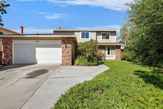 725 Little Foot Dr, Fremont, CA 94539