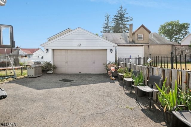 237 Sherwood Ave, Paterson City, NJ 07502