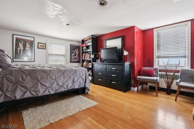 237 Sherwood Ave, Paterson City, NJ 07502