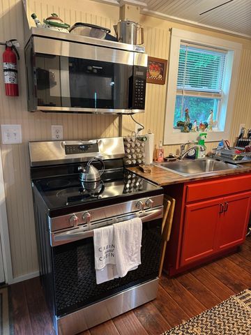 1064 Cathcart Road, Dowelltown, TN 37059