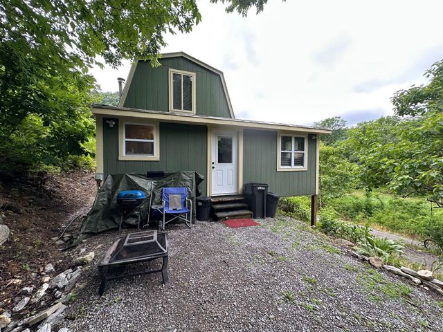 1064 Cathcart Road, Dowelltown, TN 37059