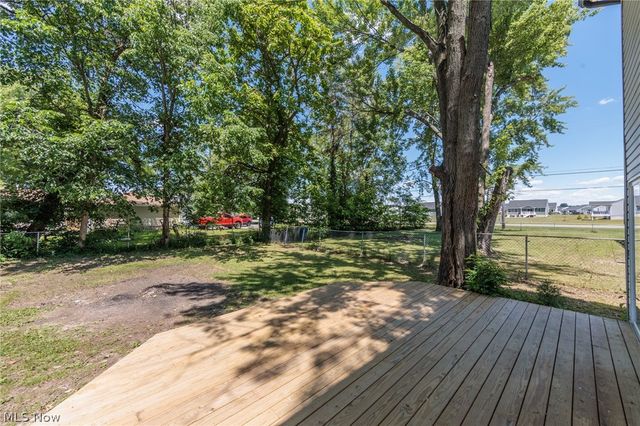 35032 East Road, Grafton, OH 44044