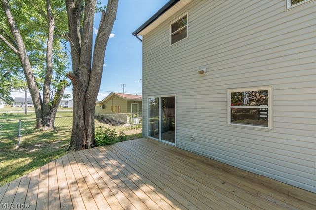 35032 East Road, Grafton, OH 44044