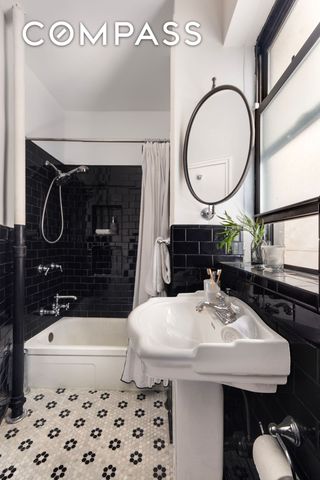 242 W 104th St Apt 3WF, New York City, NY 10025