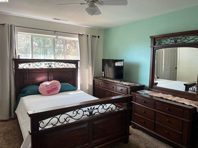 20384 Canyonview Dr, Tuolumne, CA 95479
